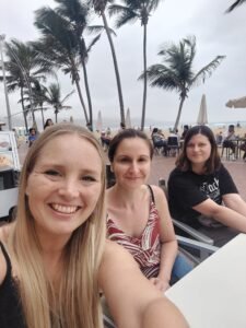 Girls' meetup in Las Palmas