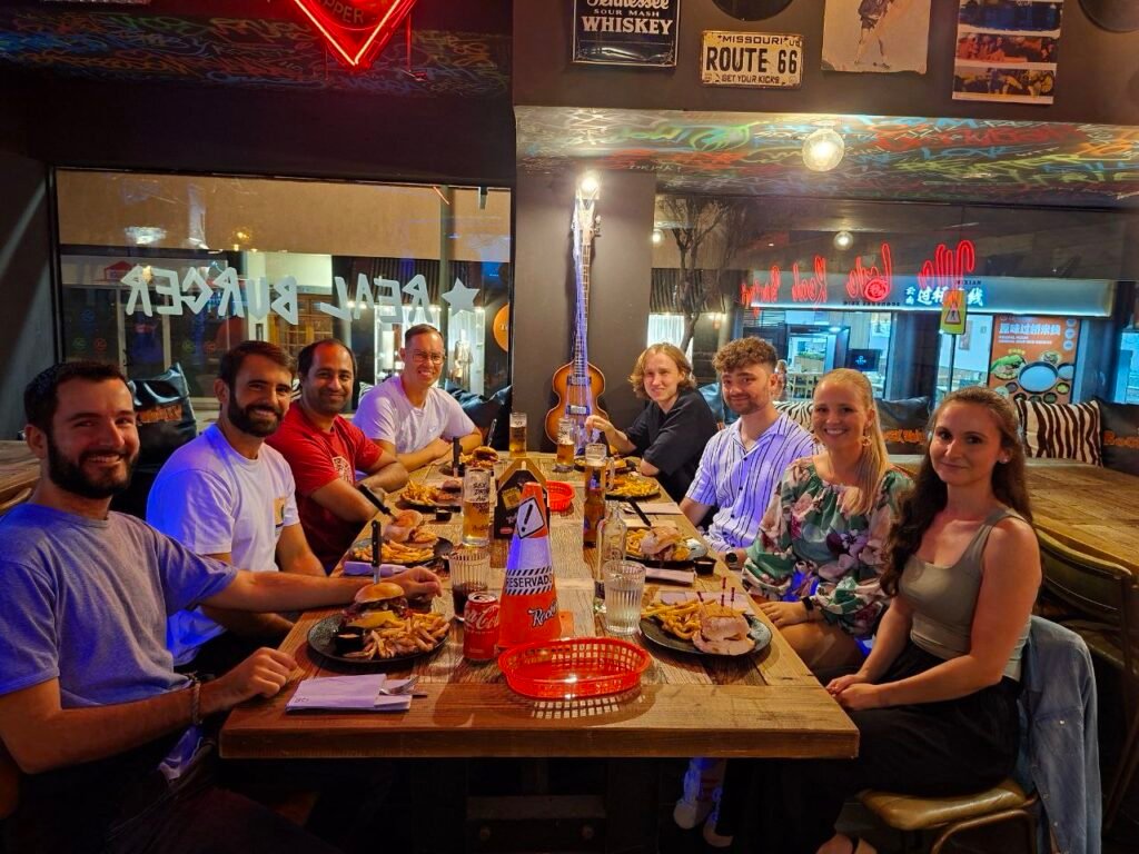 Meeting new friends in Las Palmas (1) Meeting new friends in Las Palmas