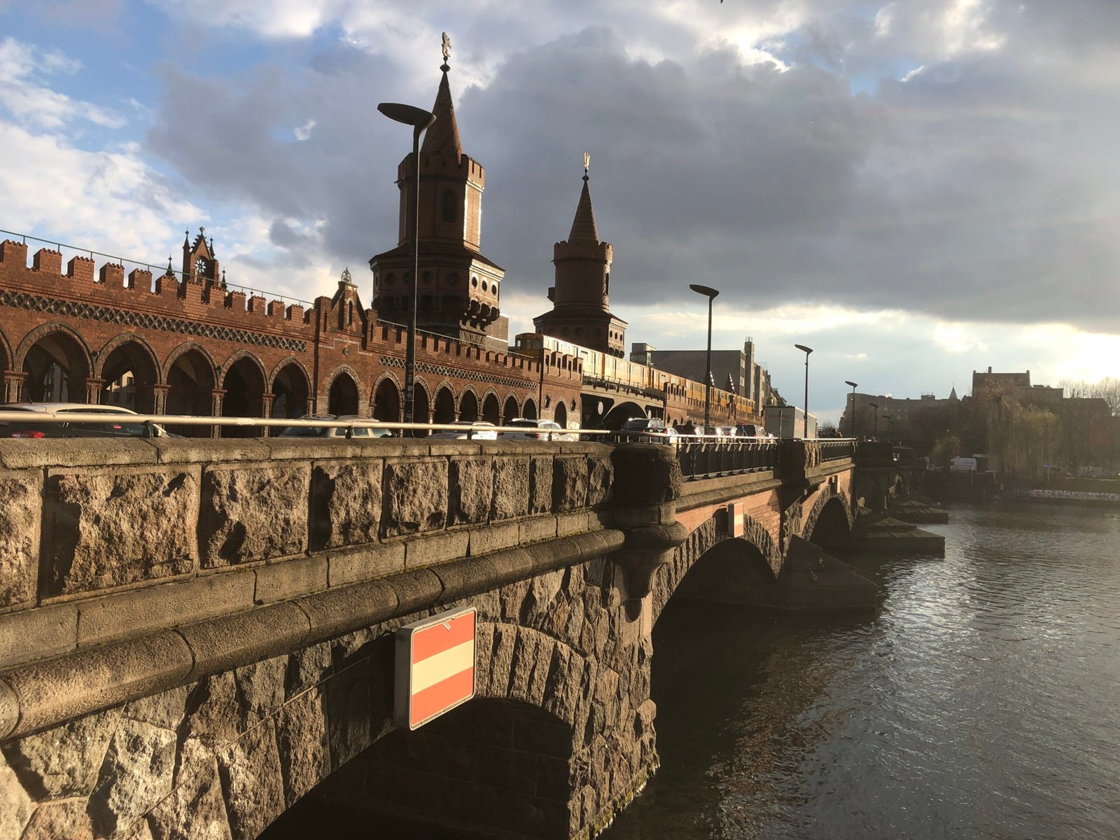 How to make friends in Berlin